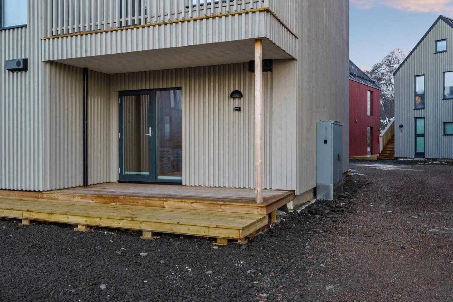 Rorbuleilighet I Idylliske هينينغفير المظهر الخارجي الصورة